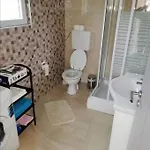 Tin Apartman *