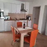 Apartman Tin Vir