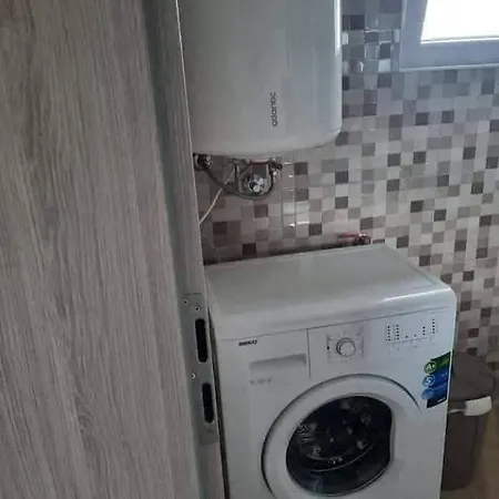 Apartment Tin Vir